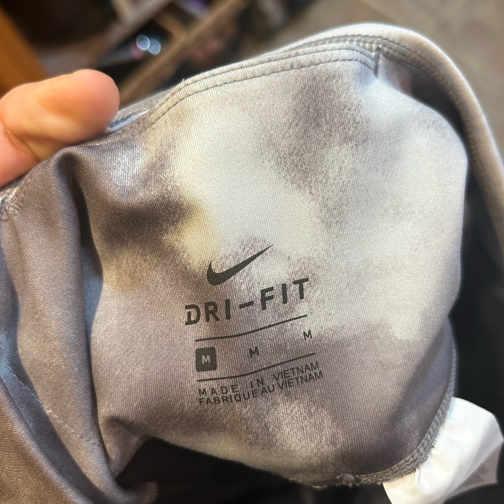 Nike Compression Shorts - Picture 3 of 3